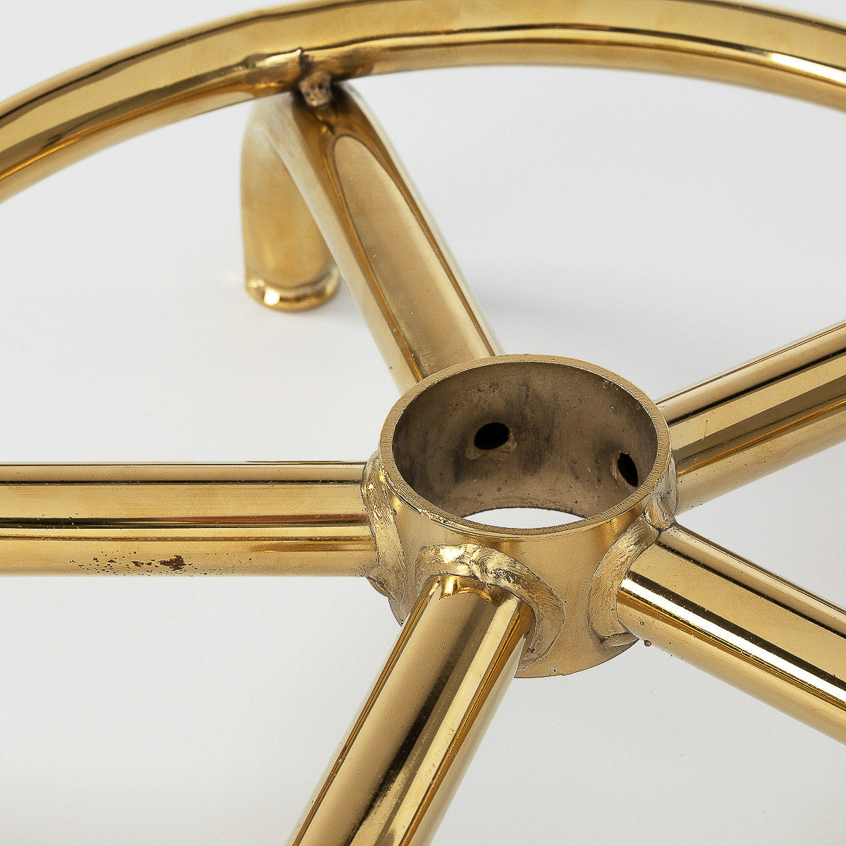 Cosmetic stool 6001-G gold white second category - BVShop